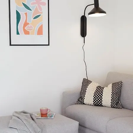 De Ole School In - Ferienwohnung Nr 2 Im Scandi-look An Der Ostsee Hohwacht